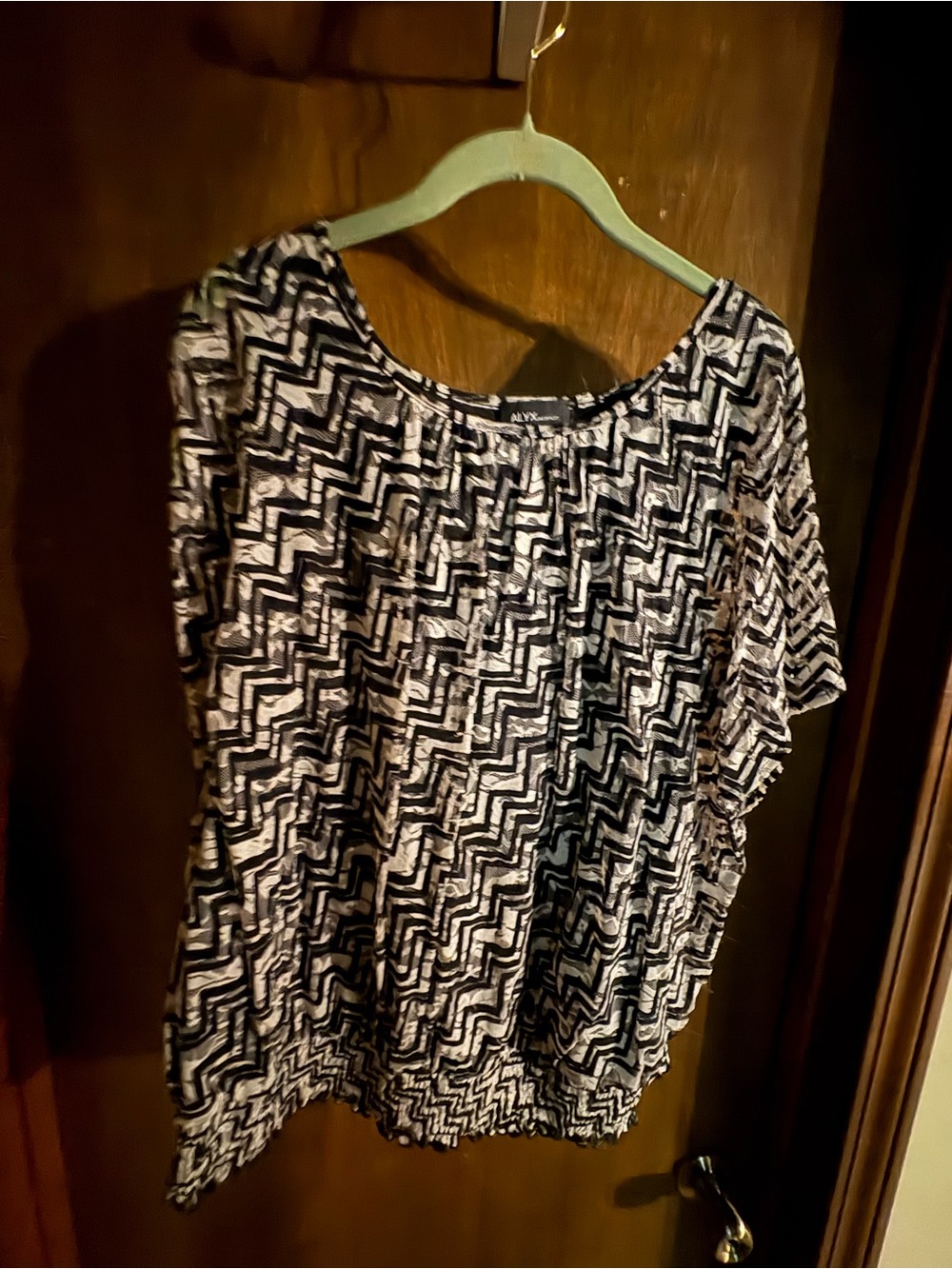 Alyx Woman Black and White Patterned Crew Top